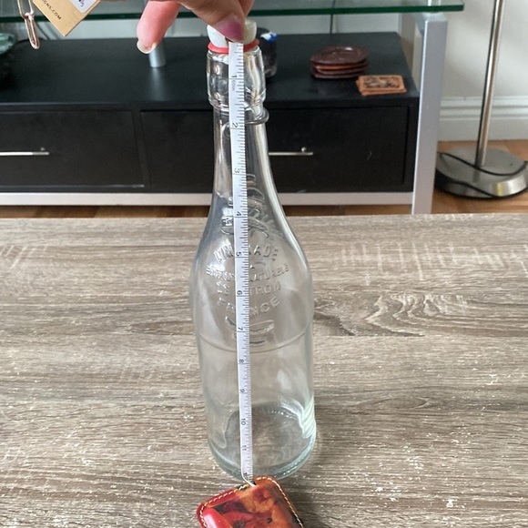 Vintage push cork water container - Picture 8 of 8